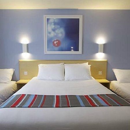 Travelodge Ipswich Stowmarket Haughley Buitenkant foto